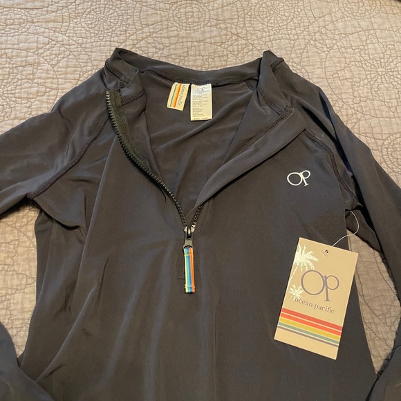 Ocean Pacific one piece long sleeved swimsuit - Picture 3 of 7